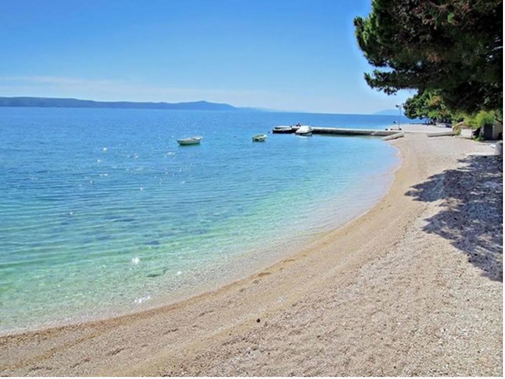 Apartments Domuzin Biograd Na Moru Ngoại thất bức ảnh