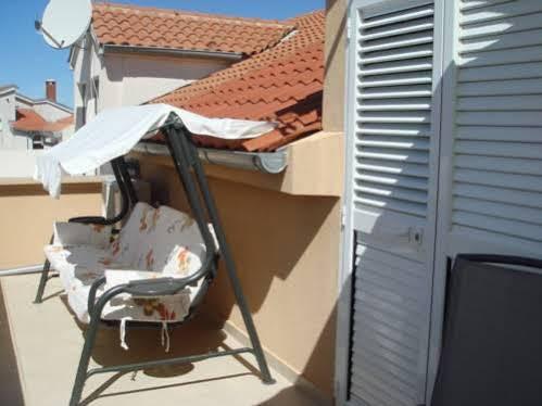 Apartments Domuzin Biograd Na Moru Ngoại thất bức ảnh